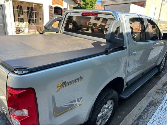 CHEVROLET S10 2.5 FREERIDE 4X2 CD 16V FLEX 4P MANUAL CHEVROLET S10 2.5 FREERIDE 4X2 CD 16V FLEX 4P MANUAL